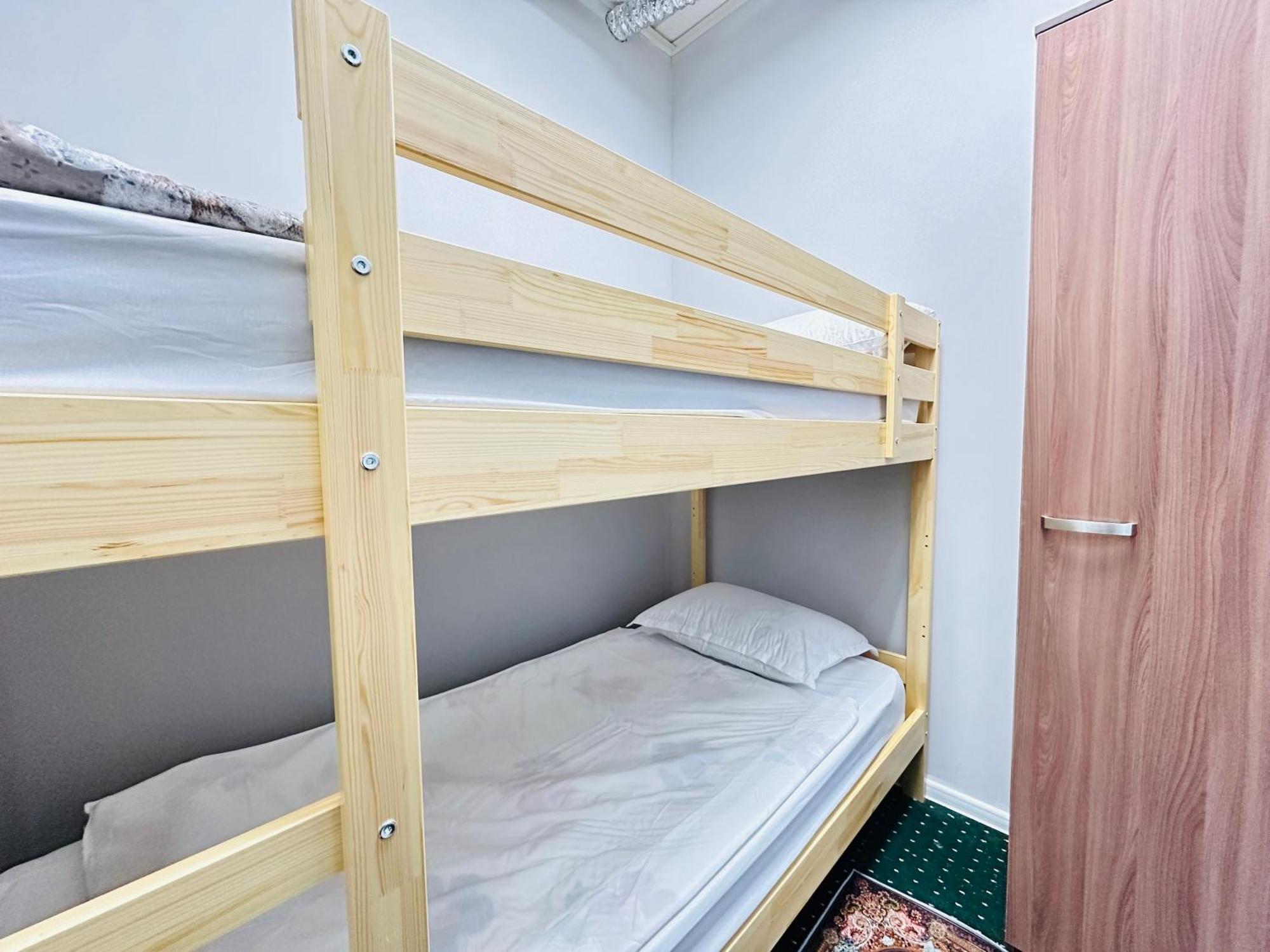 Center Capsule Hotel Almaty Eksteriør billede
